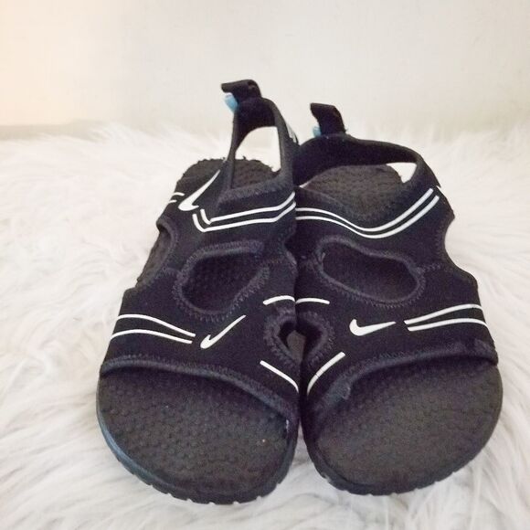 Nike sandals slip on shoes - Picture 3 of 5